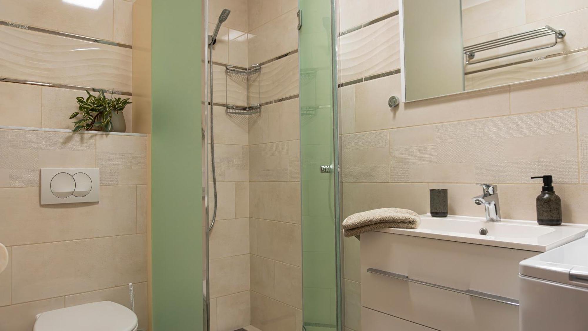 Thermal Irisz Apartman 키슈쿤헐러시 외부 사진